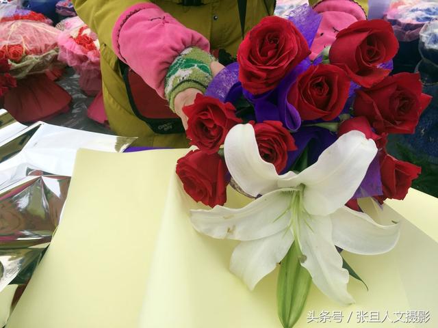 情人节送什么好腊月二十九赶上情人节  99朵玫瑰花要送心爱人