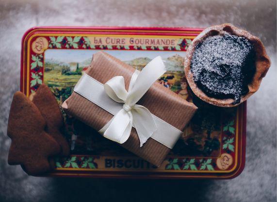 礼物英语怎么读音播放 礼物的复数用英语怎么说